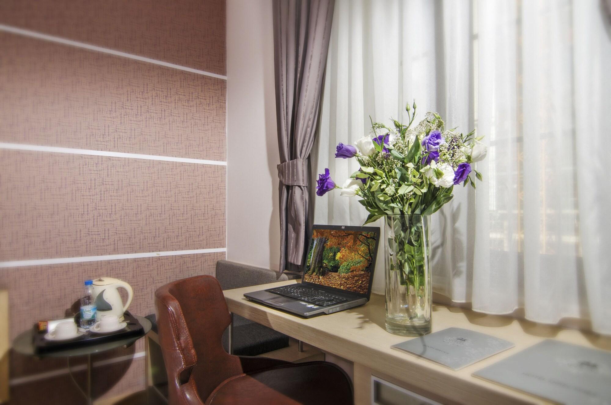 Midas Hotel Ankara Exterior photo